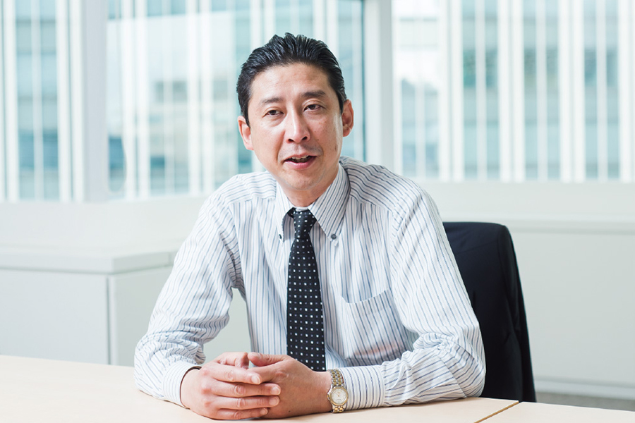 マーケティング部 部長
								丸山 健 様